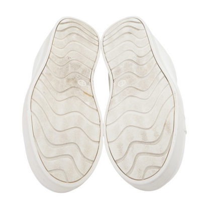 White Low-Top Casual Shoes
