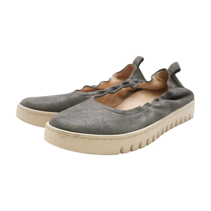 Gray Flats