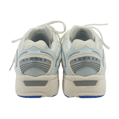 Adrenaline GTS Low-Top Athletic Shoes