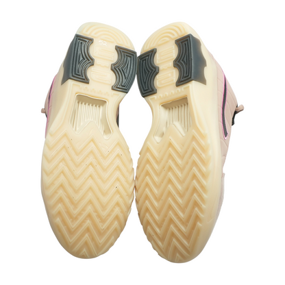 Witness 9 Low-Top Athletic Shoes
