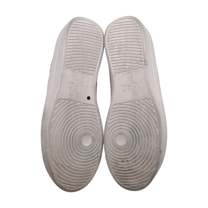 Viv 2 Low-Top Athletic Shoes