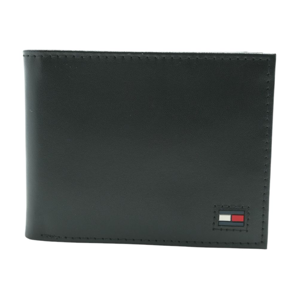 Black Bifold Wallet – Unclaimed Baggage