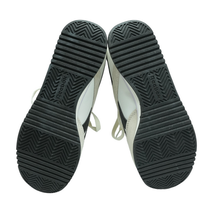Low-Top Athletic Shoes