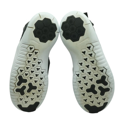 Free RT 8 Black Low Top Athletic Shoes