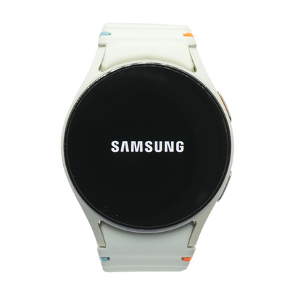40mm Galaxy Watch7 Silver Smartwatch White Band S/M