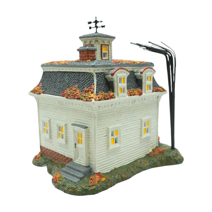 Hocus Pocus Village - Max's House in Salem