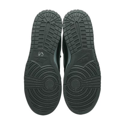 Dunk Low Berlin Low-Top Athletic Shoes