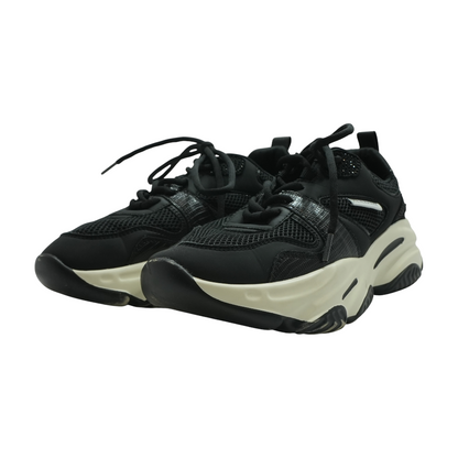 Plimm Athletic Shoes