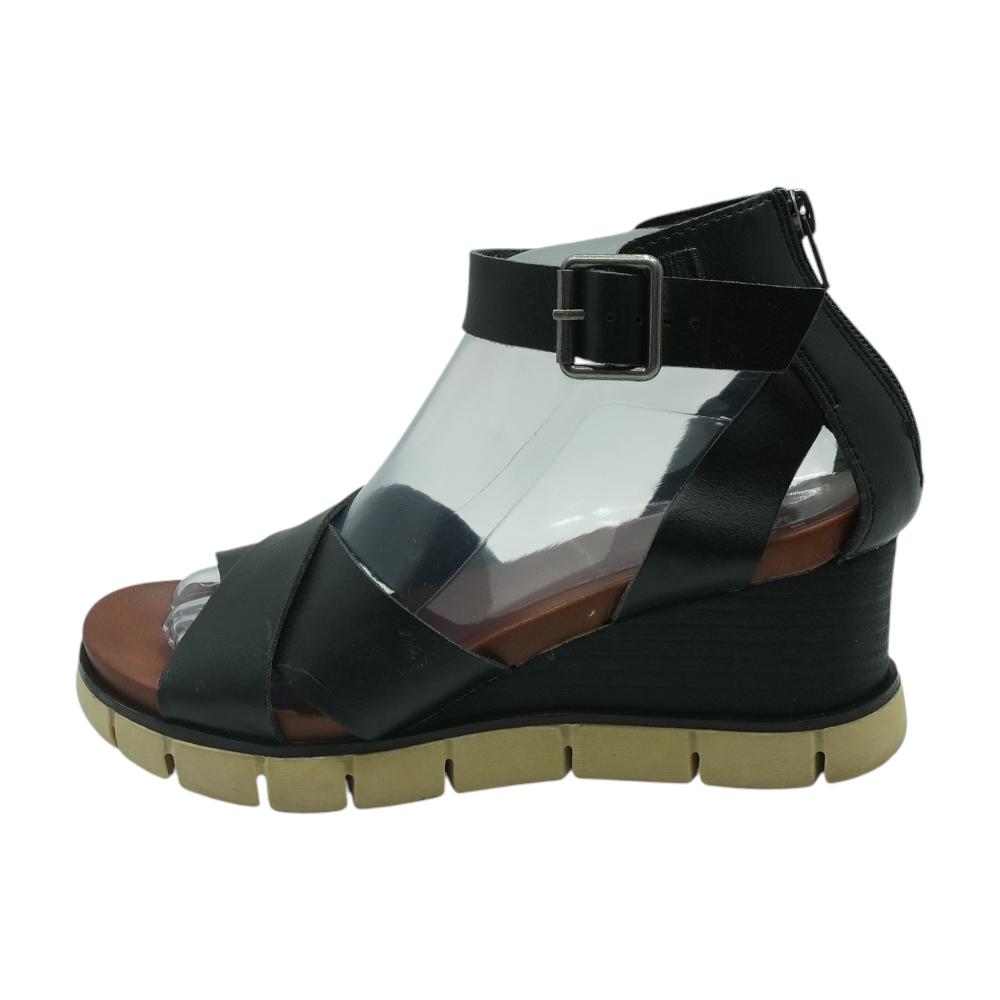 Black Wedged Sandals