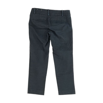 Black Solid Capri Pants