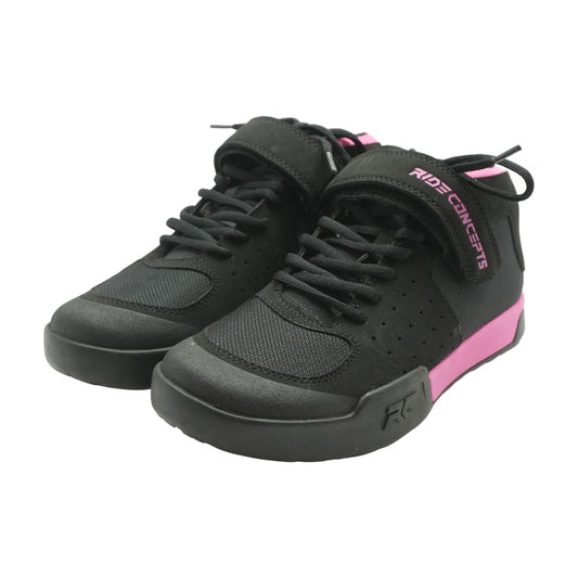 Wildcat Black Low Top Athletic Shoes