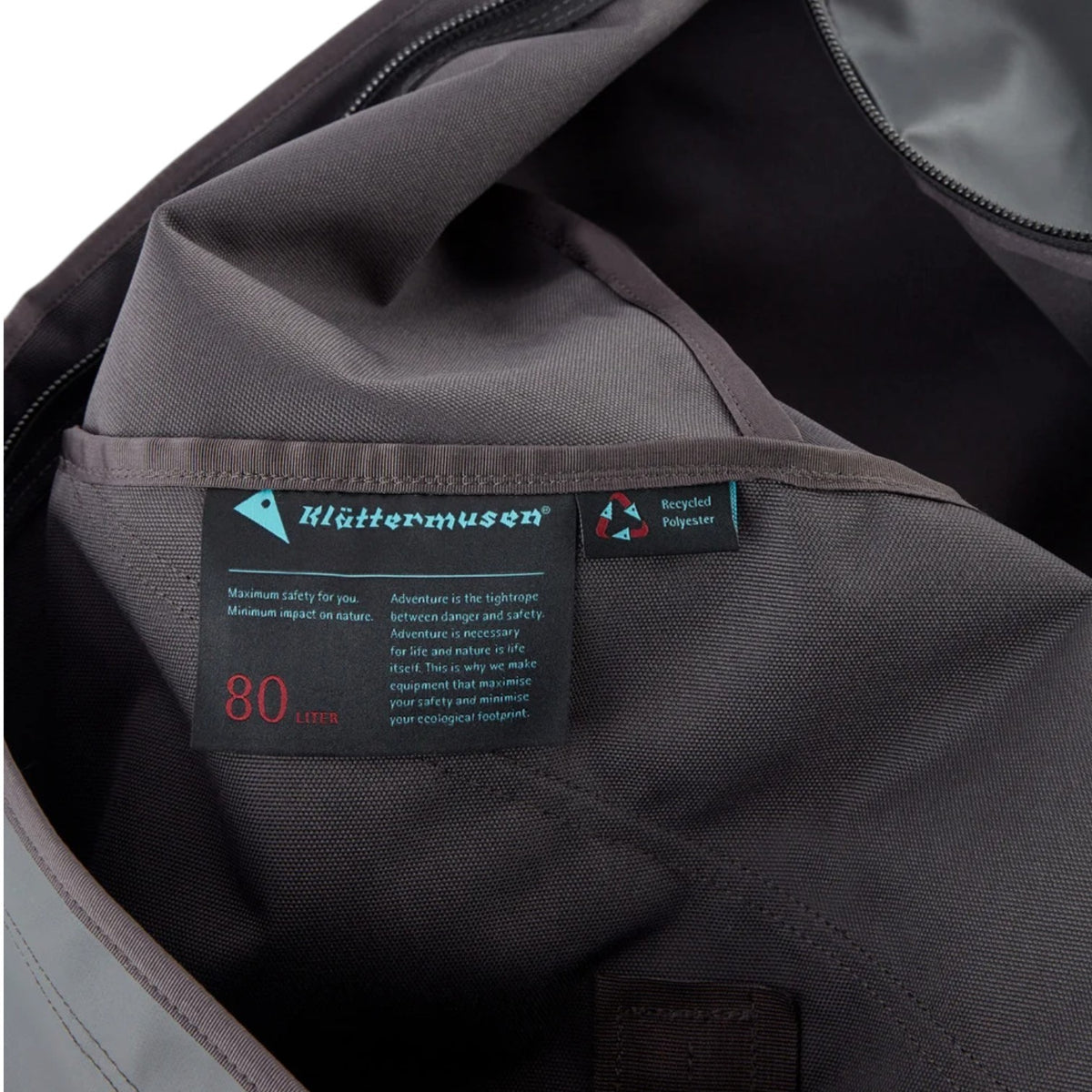 Ydalir 80L Duffle Bag in Raven