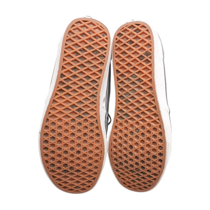 Gray Low-Top Athletic Shoes