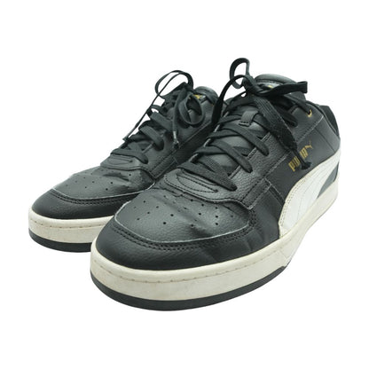 Black Low Top Athletic Shoes