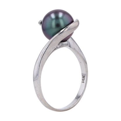 14K White Gold Fashion Ring