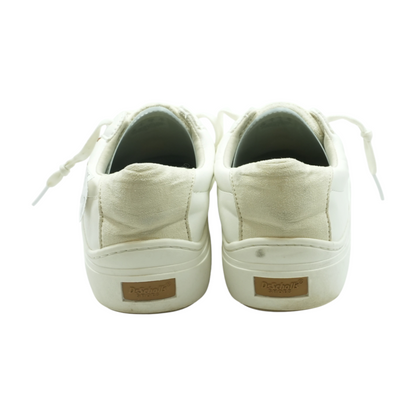 Time Off Low-Top Athletic Shoes