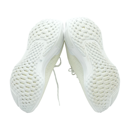 ZoomX Invincible Run 3 Low-Top Athletic Shoes