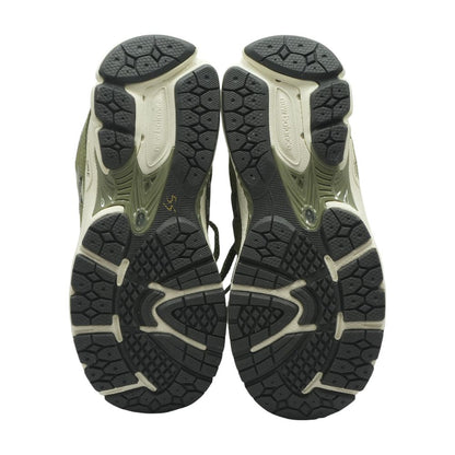 2002R Green Athletic Shoes