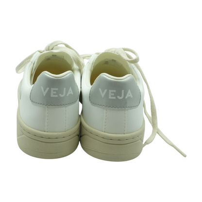 Urca Low-Top Athletic Shoes
