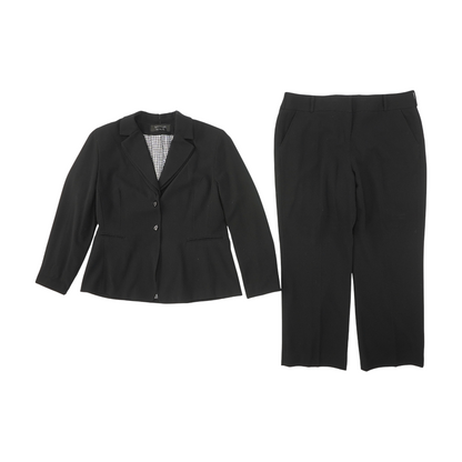 Vintage Black Solid Pant Suit