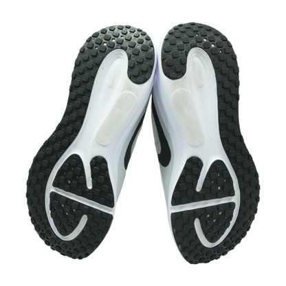Revolution Low-Top Athletic Shoes