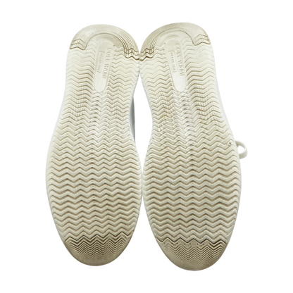 Topspin Low-Top Athletic Shoes