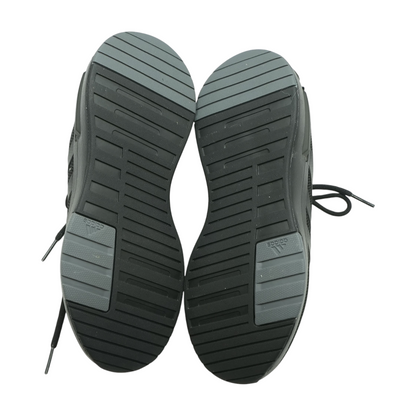 Black Shoes