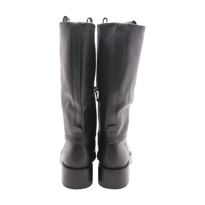 Black Boots