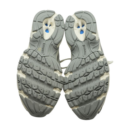 740 White Low Top Athletic Shoes