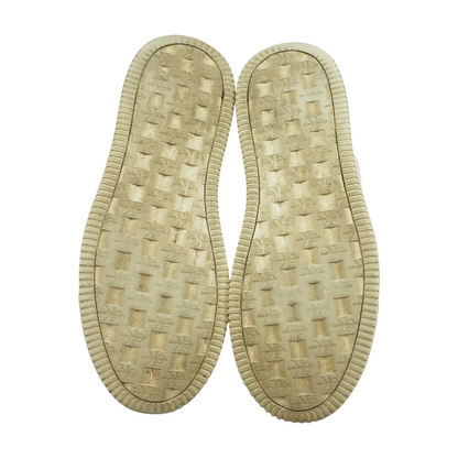 whote Low-Top Athletic Shoes