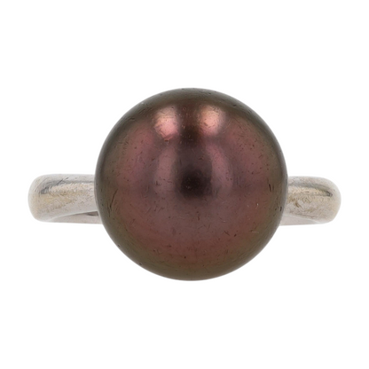 18K White Gold Cutlured Pearl Fashion Ring
