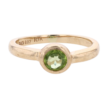 10K Yellow Gold Peridot Fashion Ring