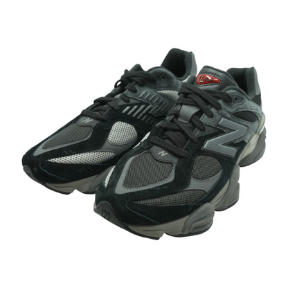 9060 Low-Top Athletic Shoes