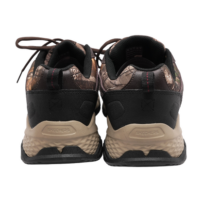 Outland 2.0 Low-Top Athletic Shoes