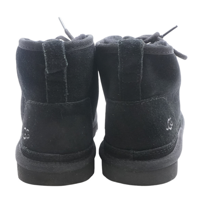 Black Boots
