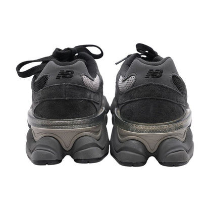 9060 Gray Low Top Athletic Shoes