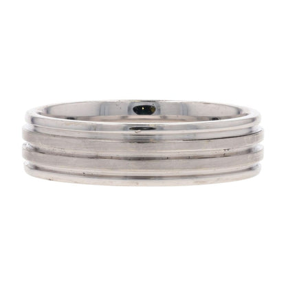 14K White Gold Grooved Band