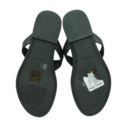 Black Flat Sandals
