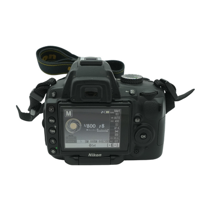 D5000 12.3MP DSLR Camera