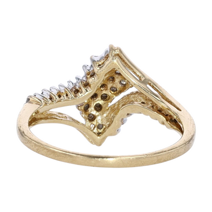 1/10 ctw 10K Two-Tone Gold Diamond Fashion Ring