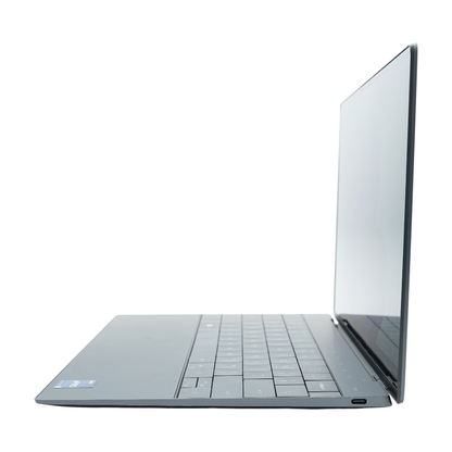 13.4" XPS Gray Intel Core i7 2.20GHz 32GB RAM 1TB NVME/SSD