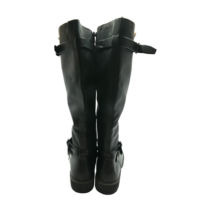 Black Boots