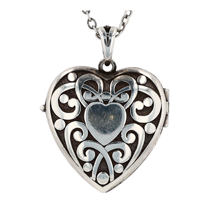Costume Pendant Necklace