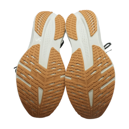 Launch II Low-Top Athletic Shoes