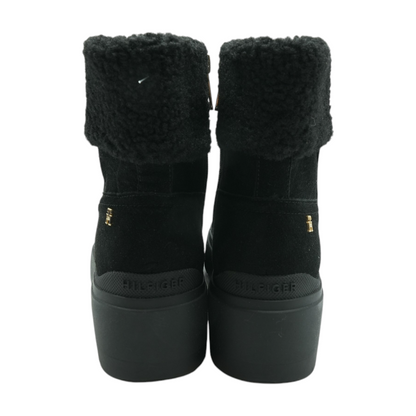 Black Boots