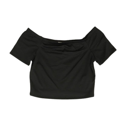 Black Solid Cropped Knit Top