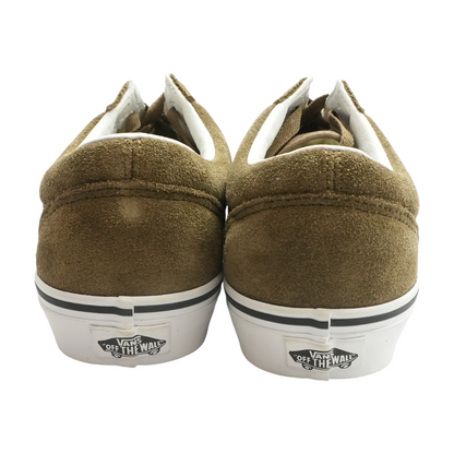 Brown Low-Top Athletic Shoes