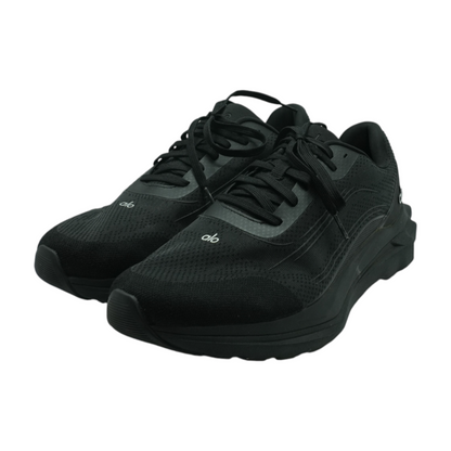 Runner Low-Top Athletic Shoes