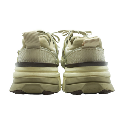 V2K Run Low-Top Athletic Shoes