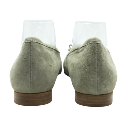 Gray Flats